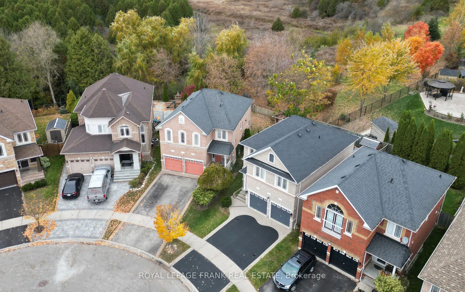 77 Harty Crescent