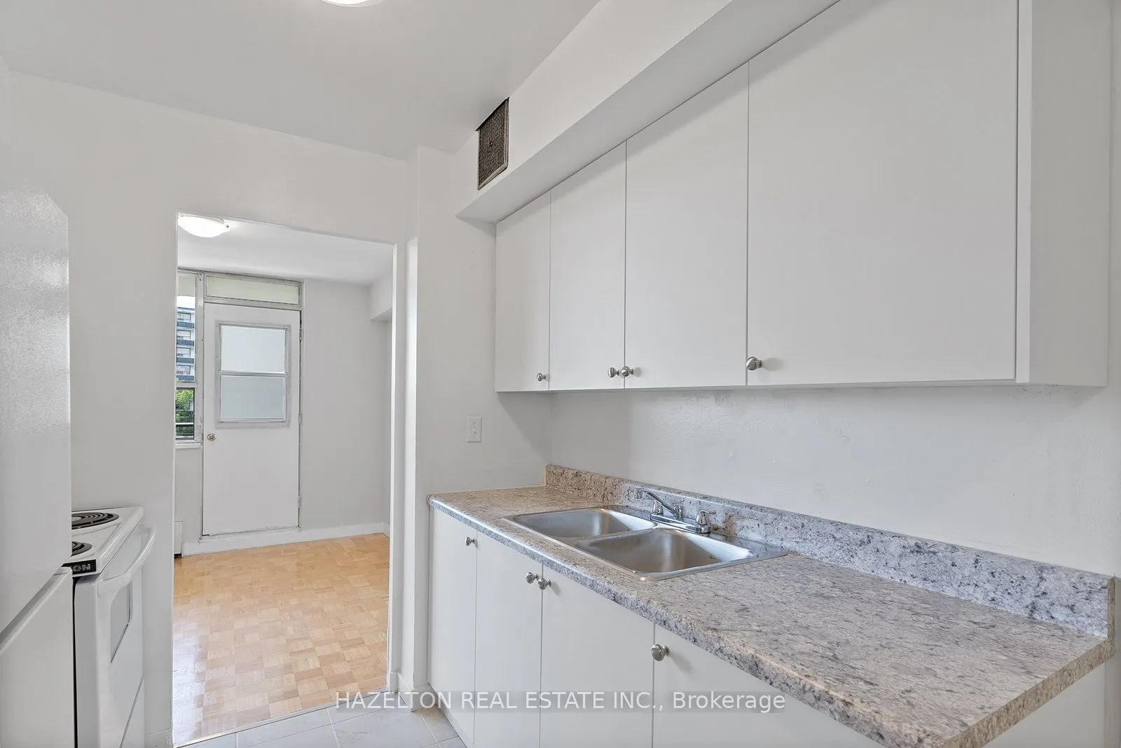126 Bellamy Road, #405