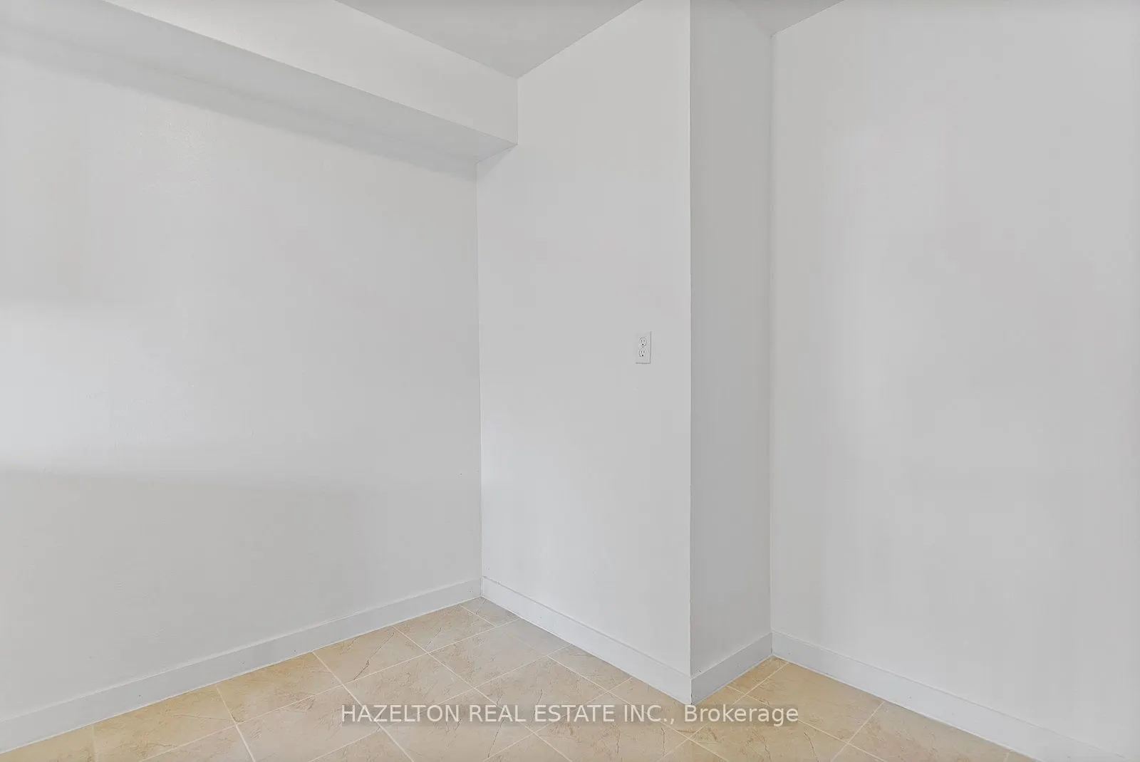 126 Bellamy Road, #405