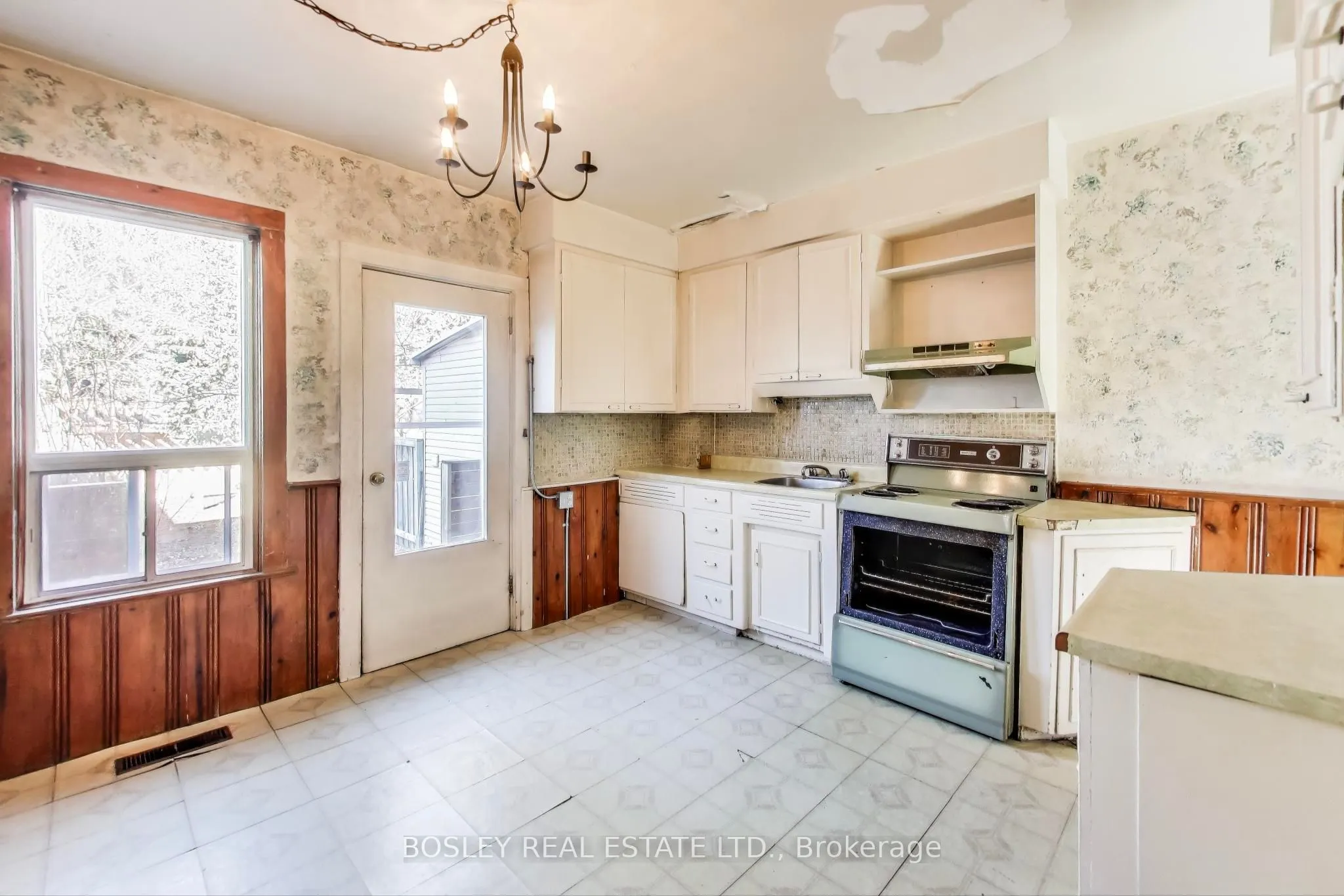 26 Balfour Avenue