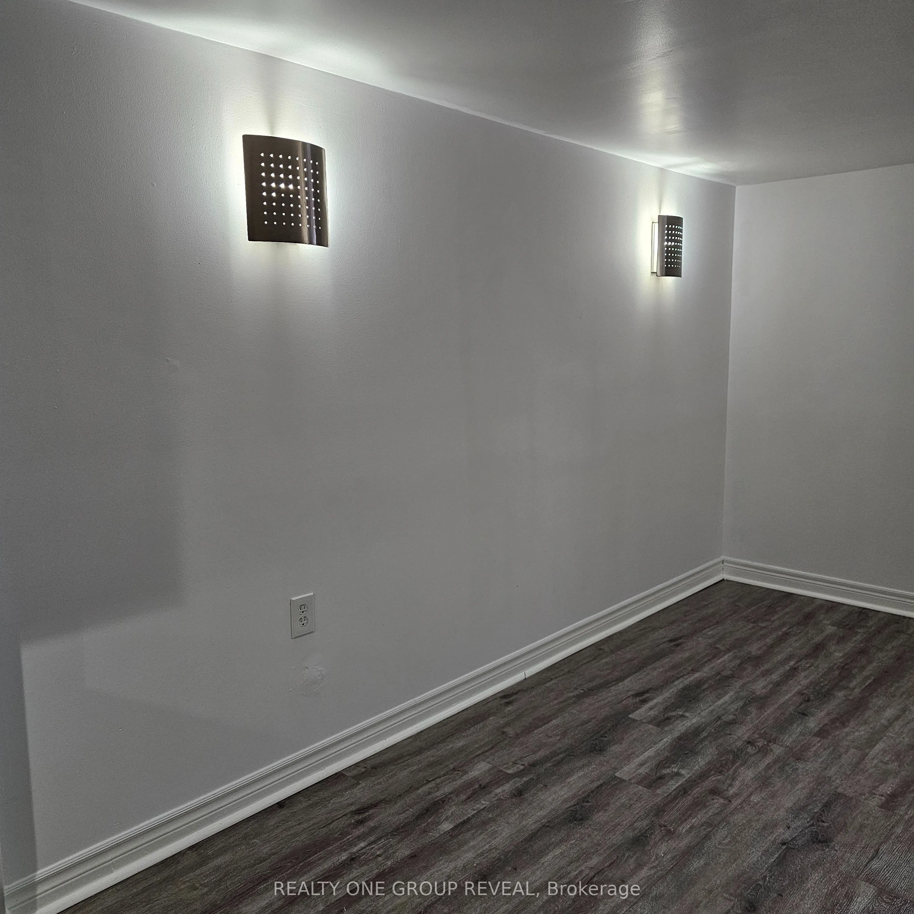 4 Pittman Crescent, #BSMT