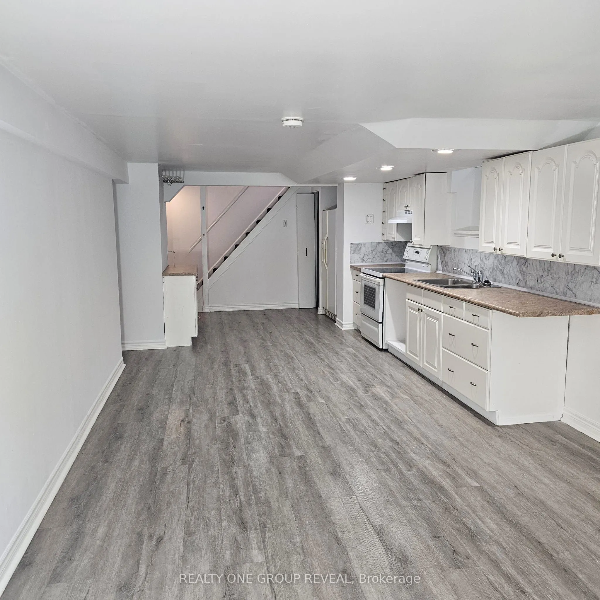 4 Pittman Crescent, #BSMT