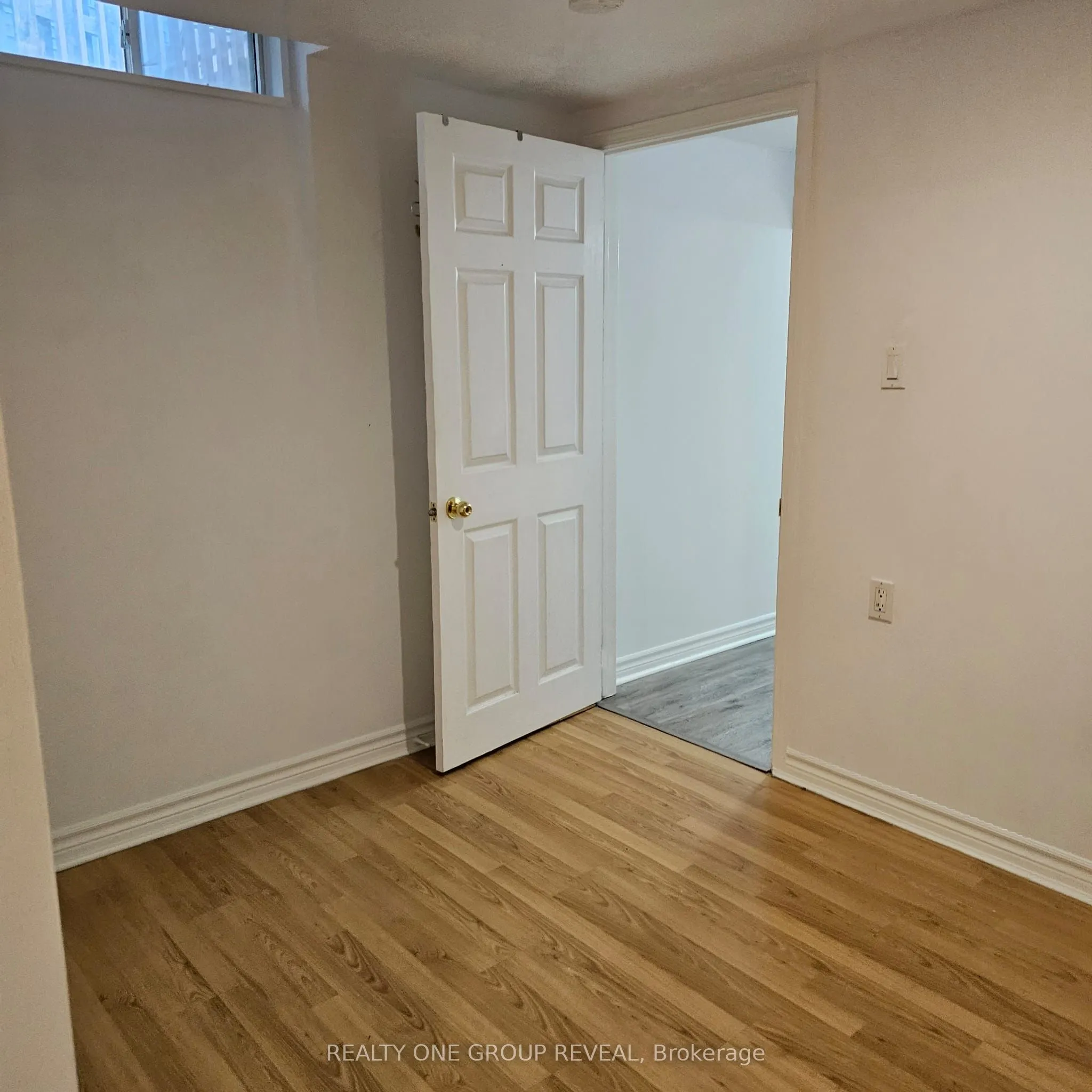 4 Pittman Crescent, #BSMT