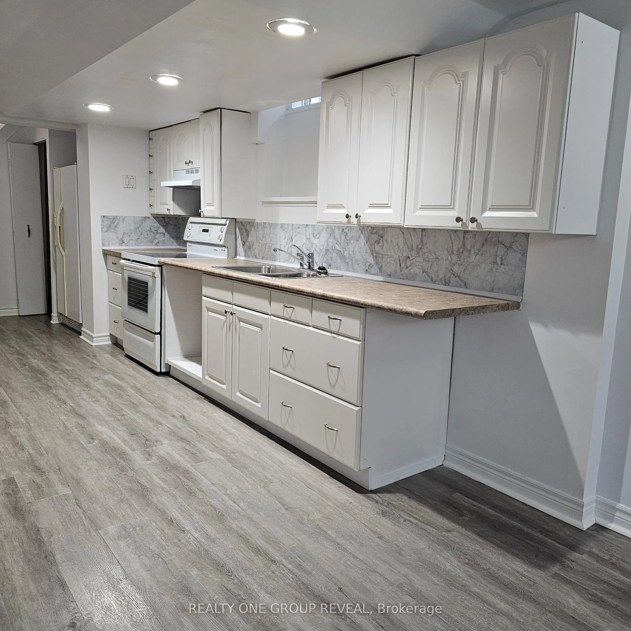 4 Pittman Crescent, #BSMT