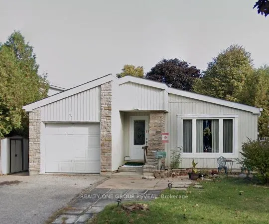 4 Pittman Crescent, #BSMT