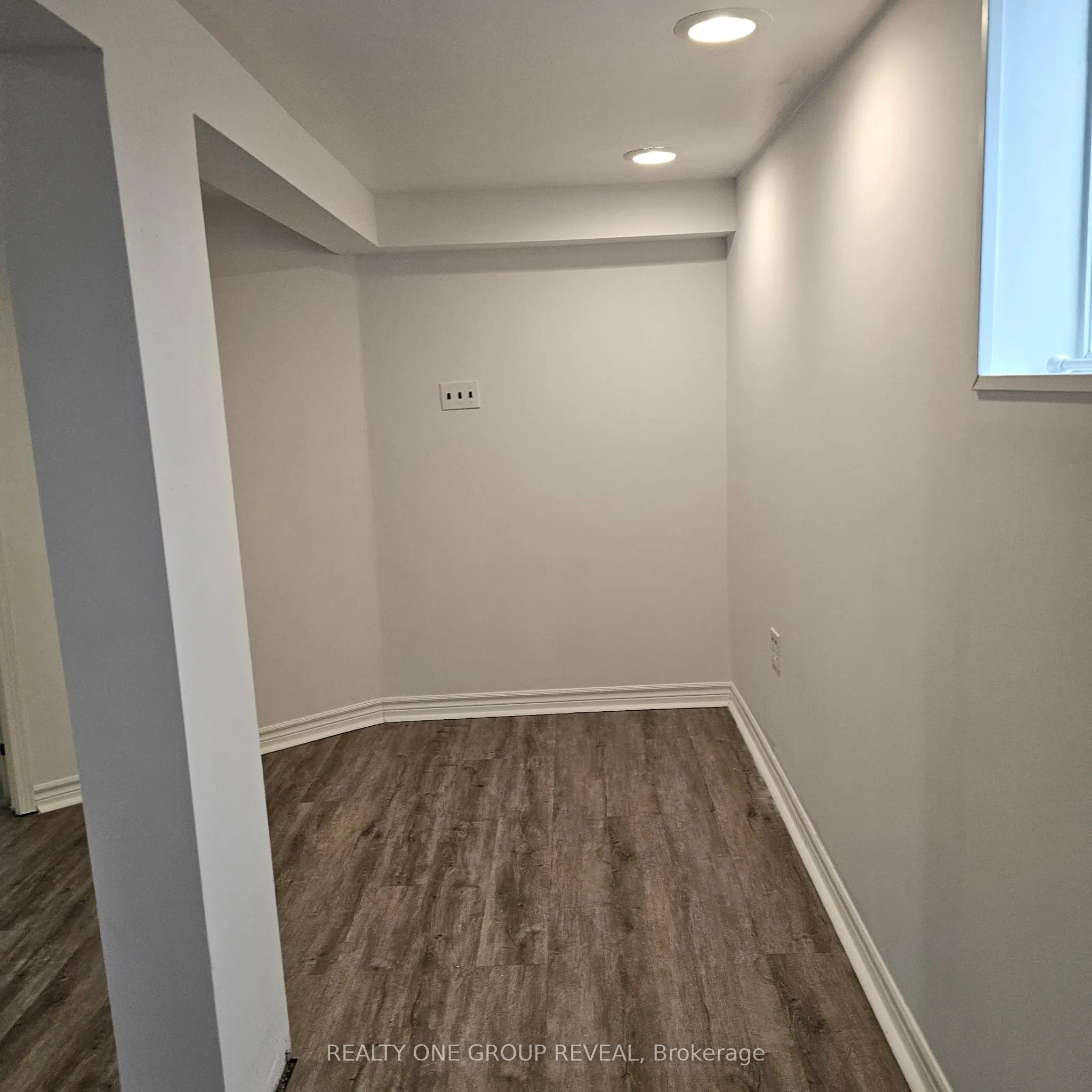 4 Pittman Crescent, #BSMT