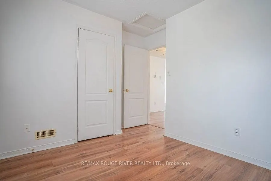 262 Bruce Street, #3