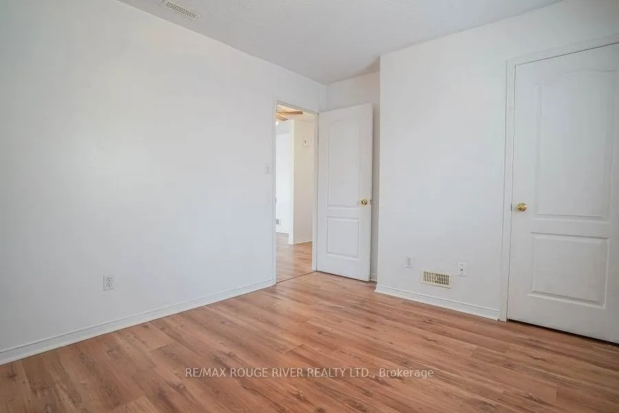 262 Bruce Street, #3