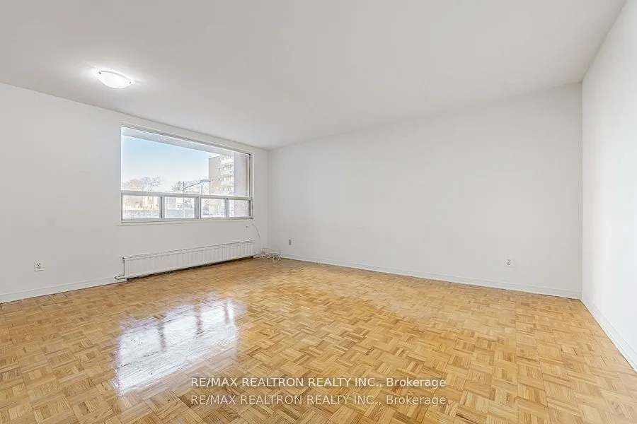 165 Cosburn Avenue, #307