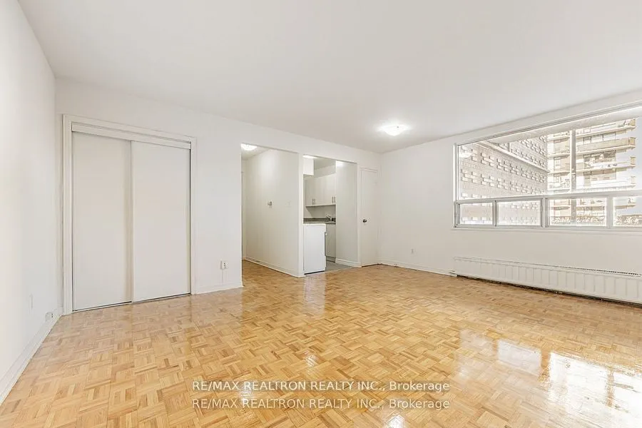 165 Cosburn Avenue, #307