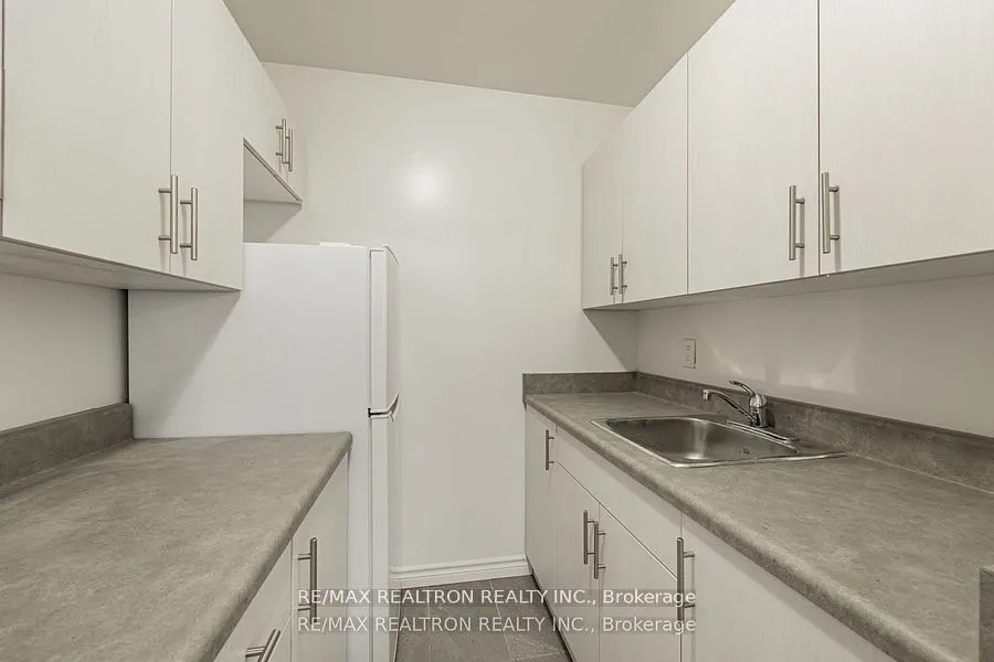 165 Cosburn Avenue, #307