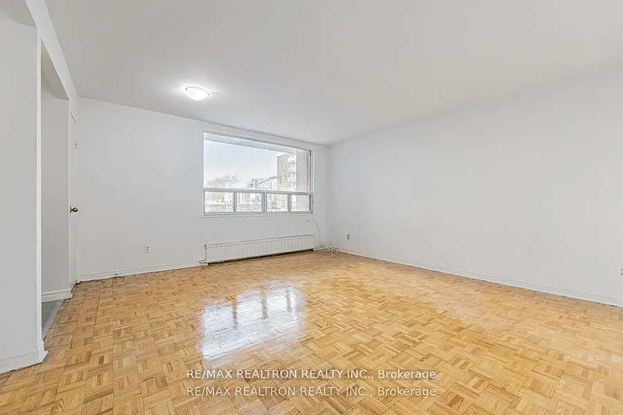 165 Cosburn Avenue, #307