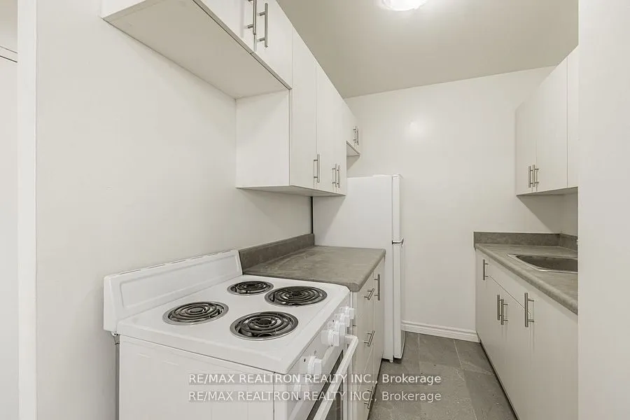 165 Cosburn Avenue, #307