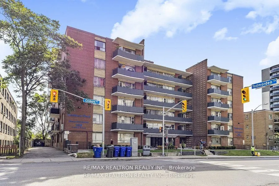 165 Cosburn Avenue, #307