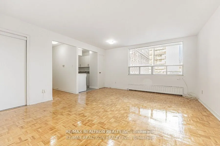165 Cosburn Avenue, #307