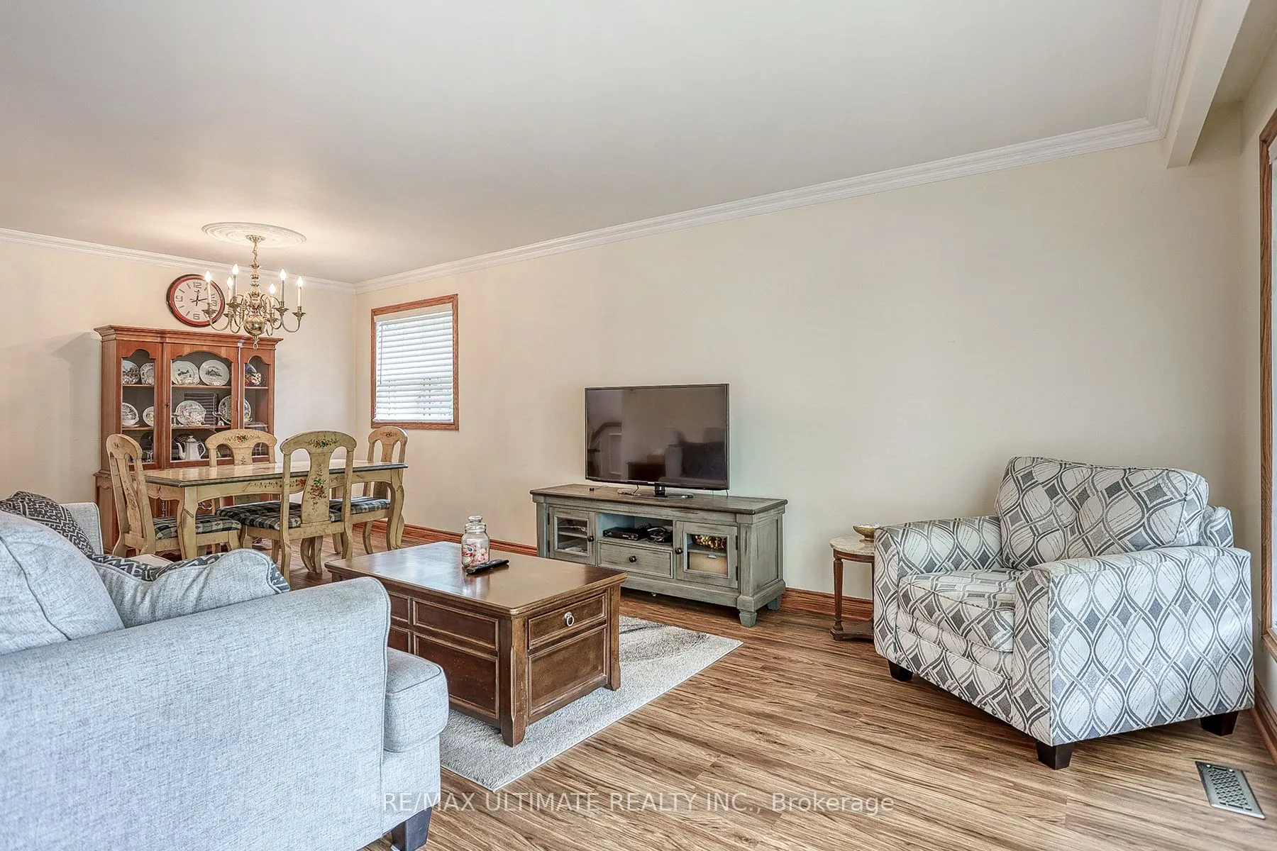 164 Darlingside Drive