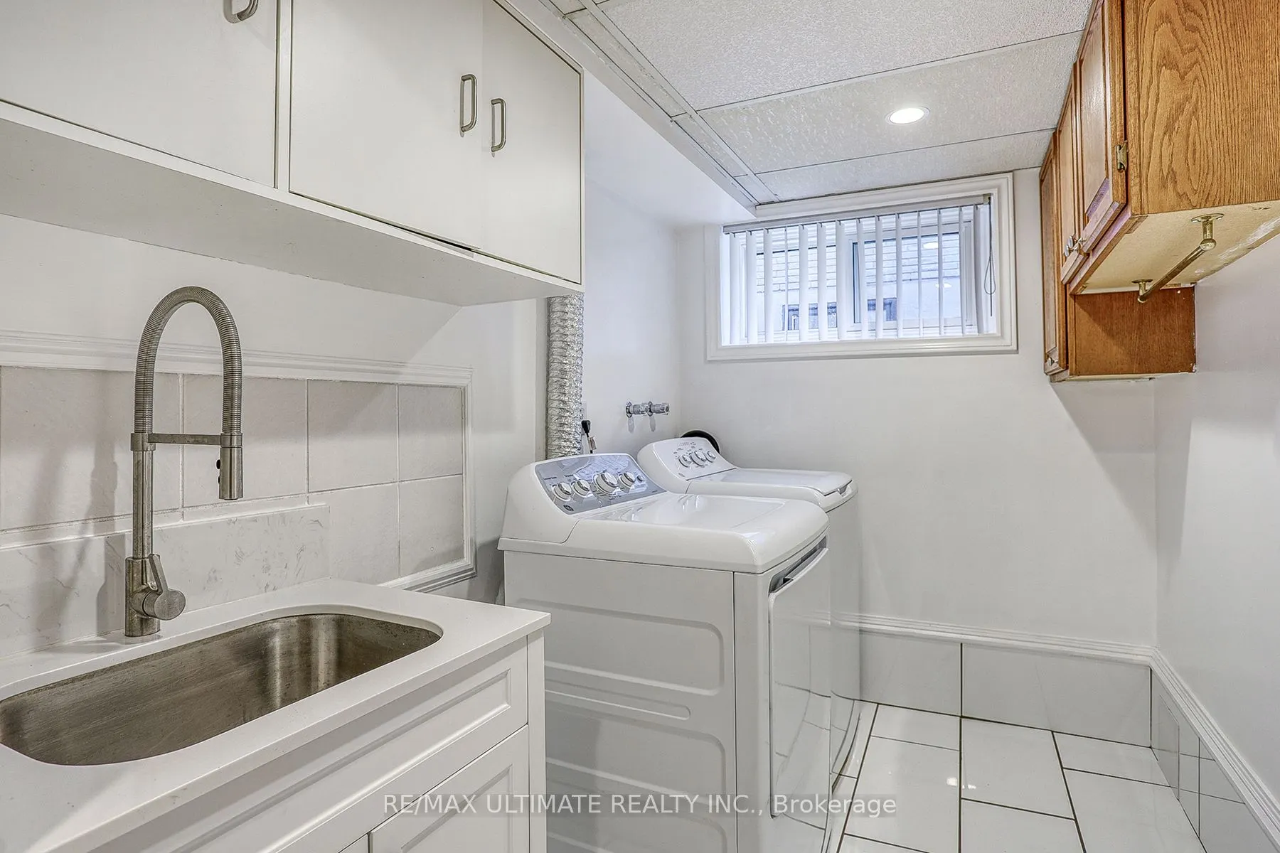 164 Darlingside Drive
