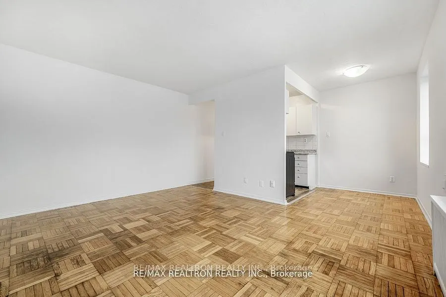 156 Kingston Road, #10