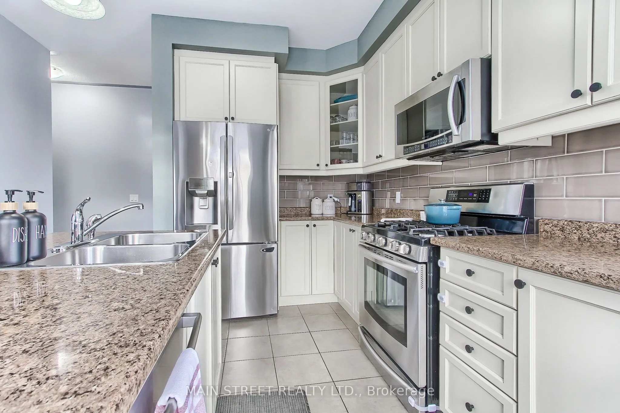 161 Blackwell Crescent