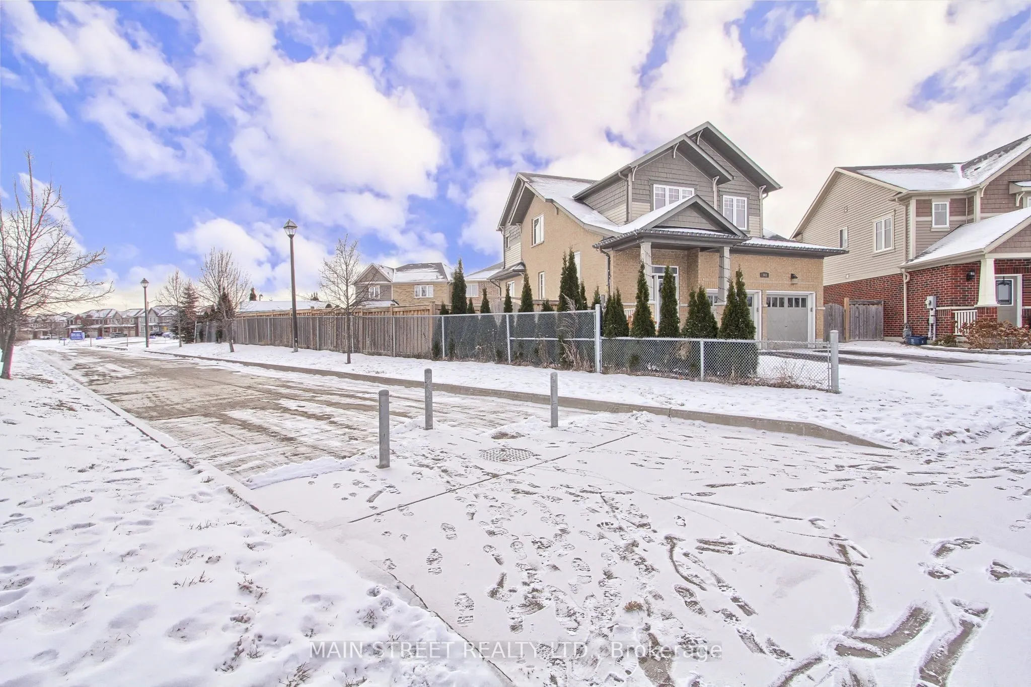 161 Blackwell Crescent