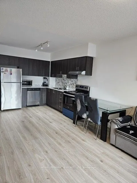 1 Falaise Road, #417