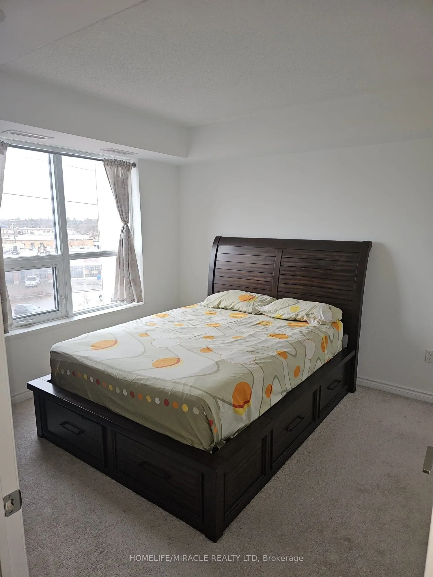 1 Falaise Road, #417