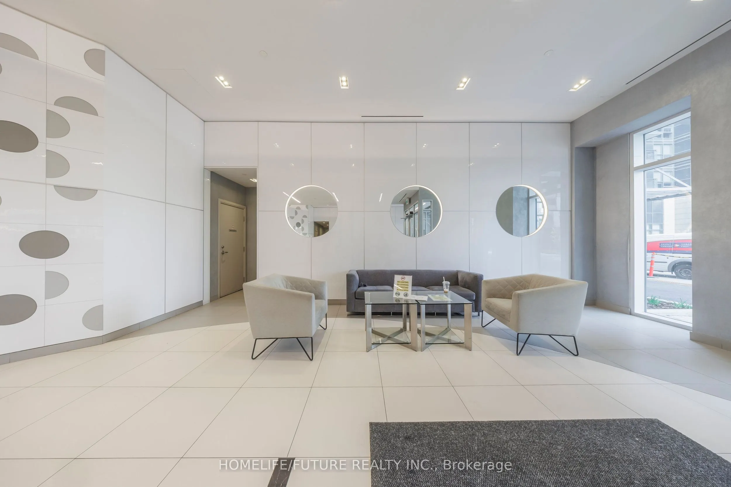 20 Meadowglen Place, #627