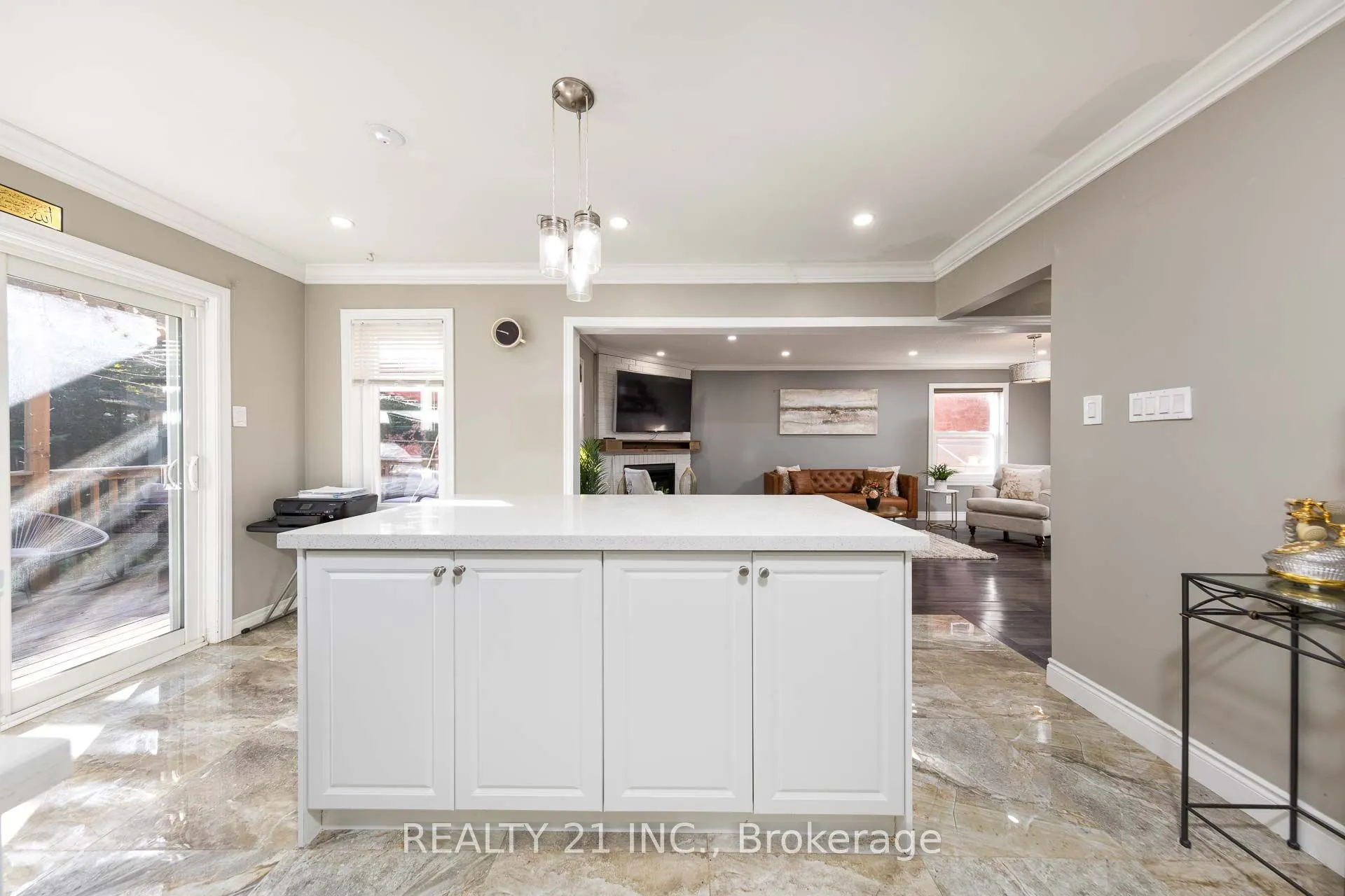 971 Thimbleberry Circle