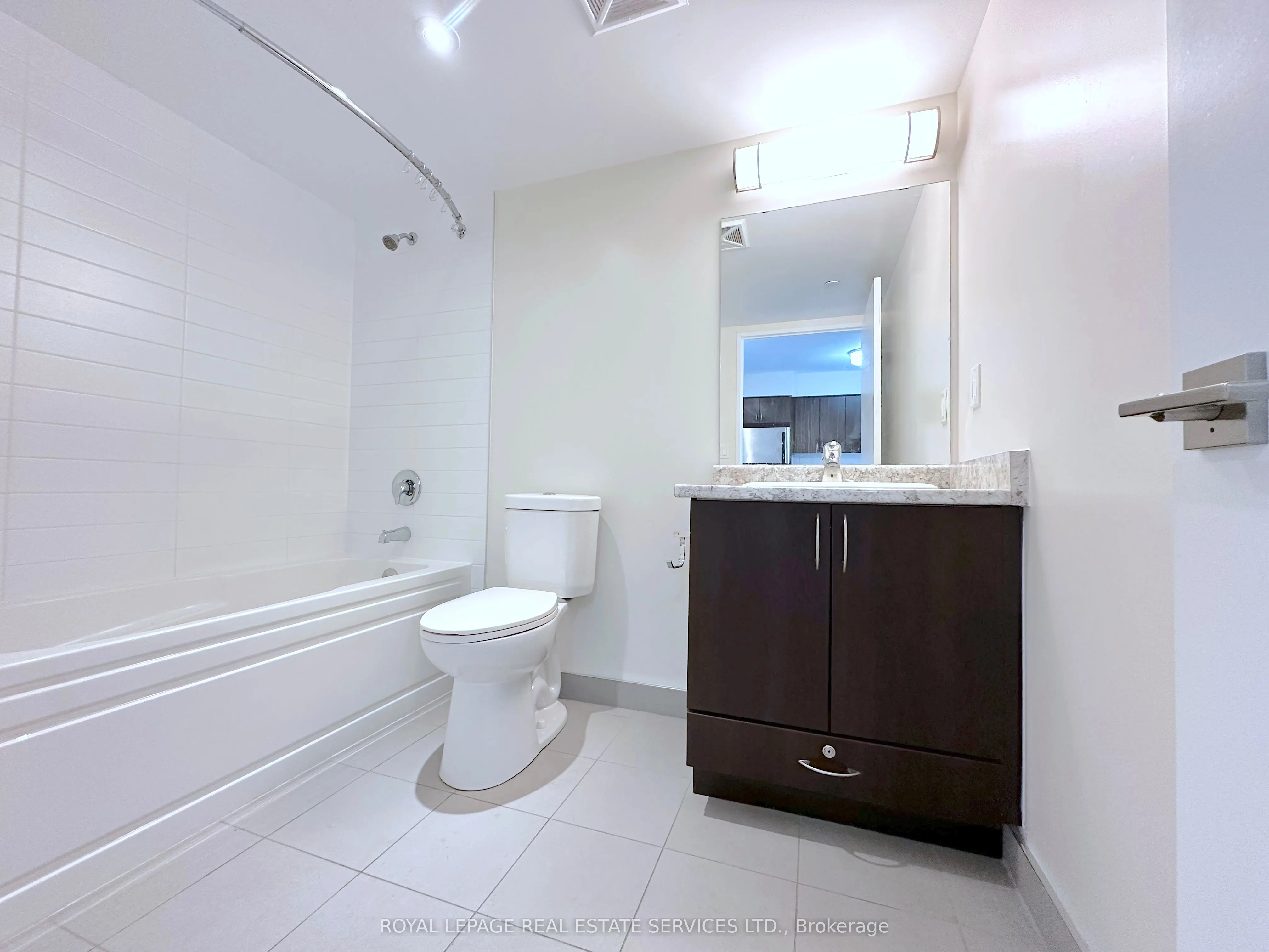 420 Harwood Avenue, #709