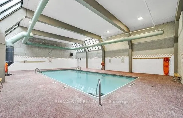 4062 Lawrence Avenue E #306