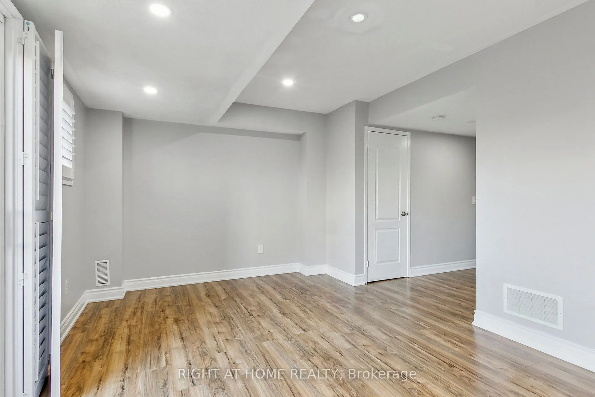 98 Jenkinson Way, #70