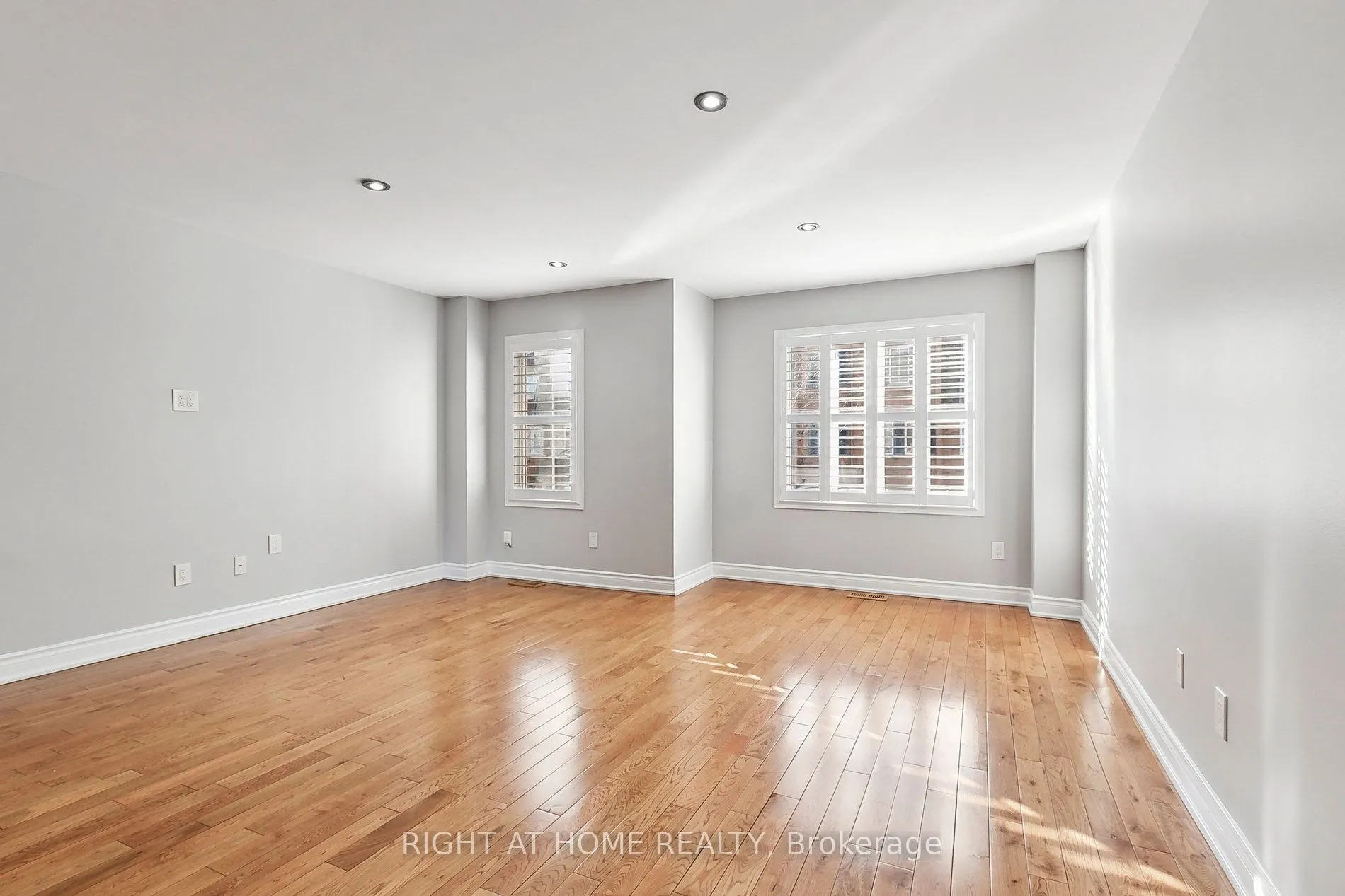 98 Jenkinson Way, #70