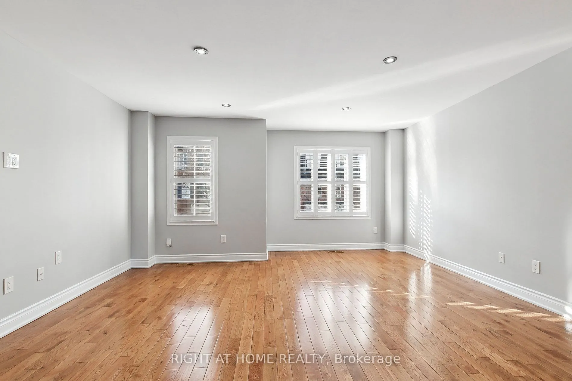 98 Jenkinson Way, #70