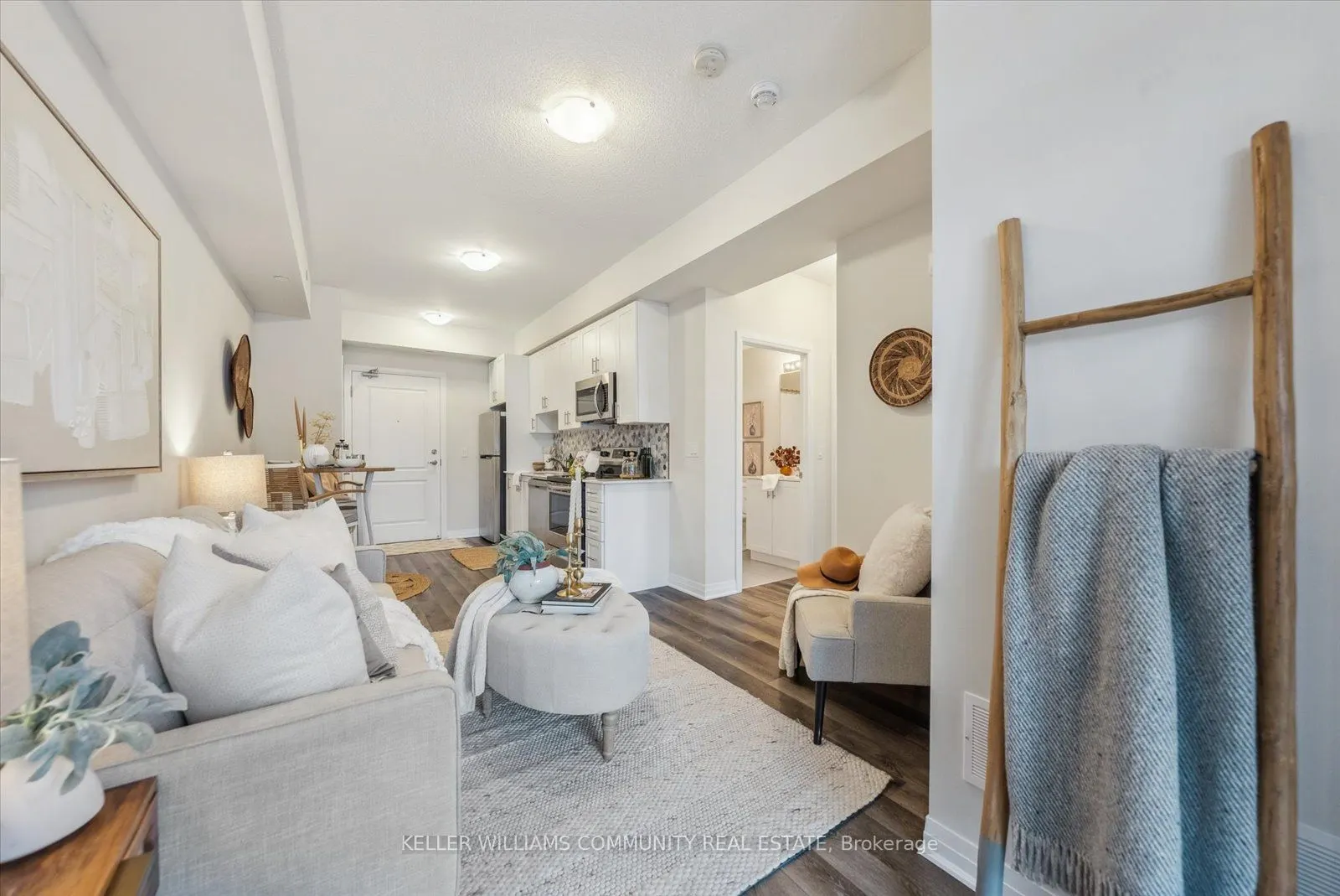 65 Shipway Avenue, #206