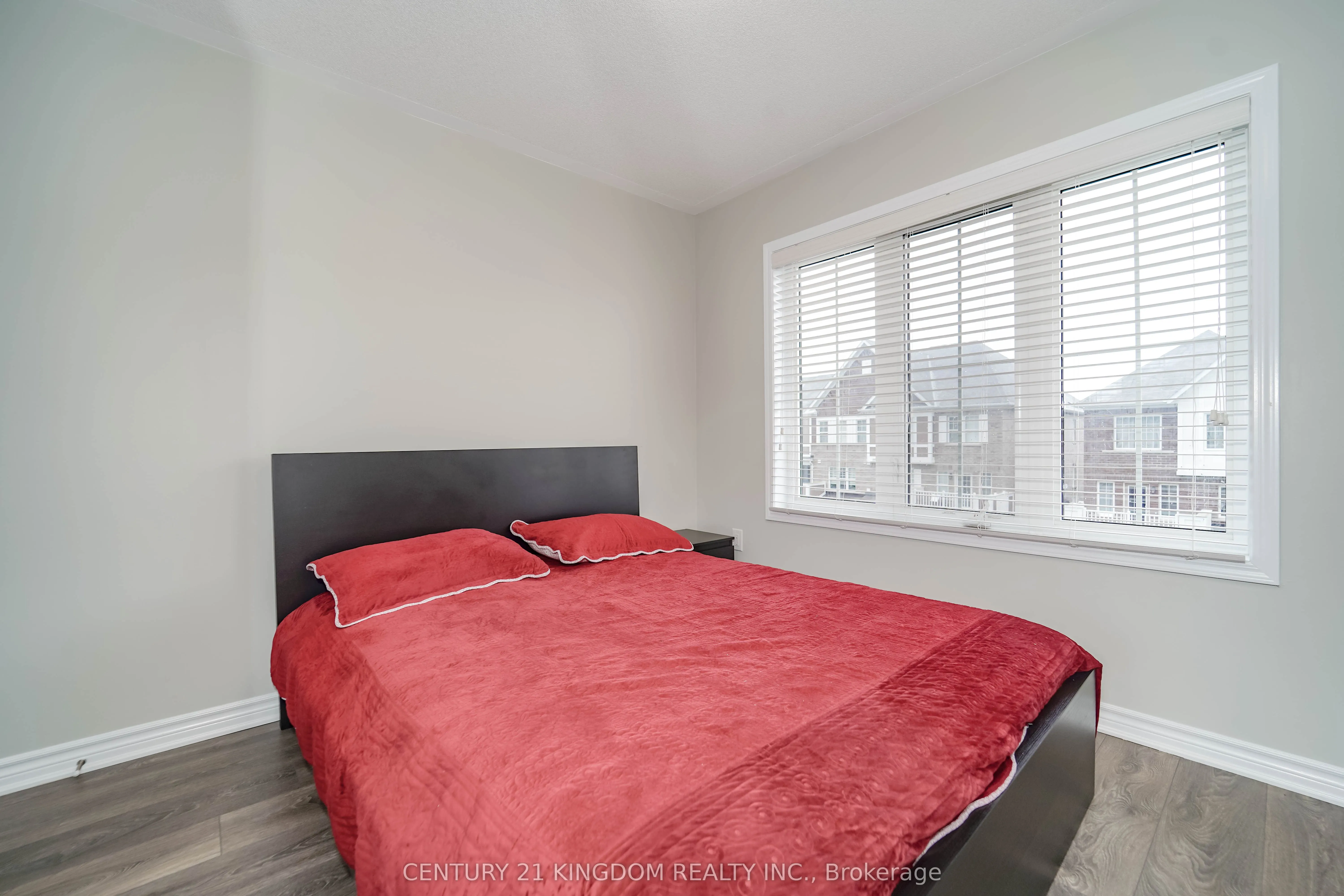 1062 Clipper Lane