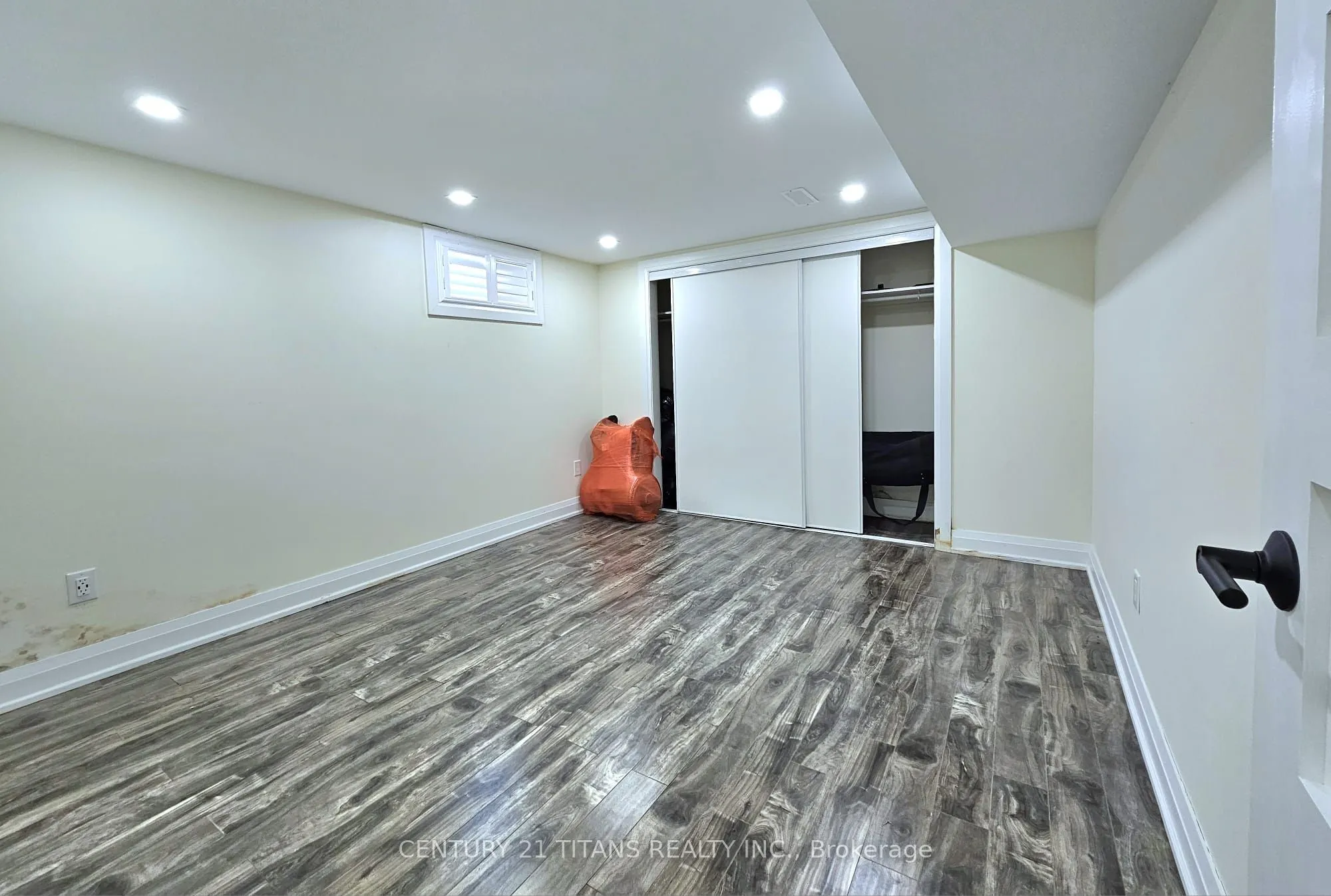 40 Hill Crescent