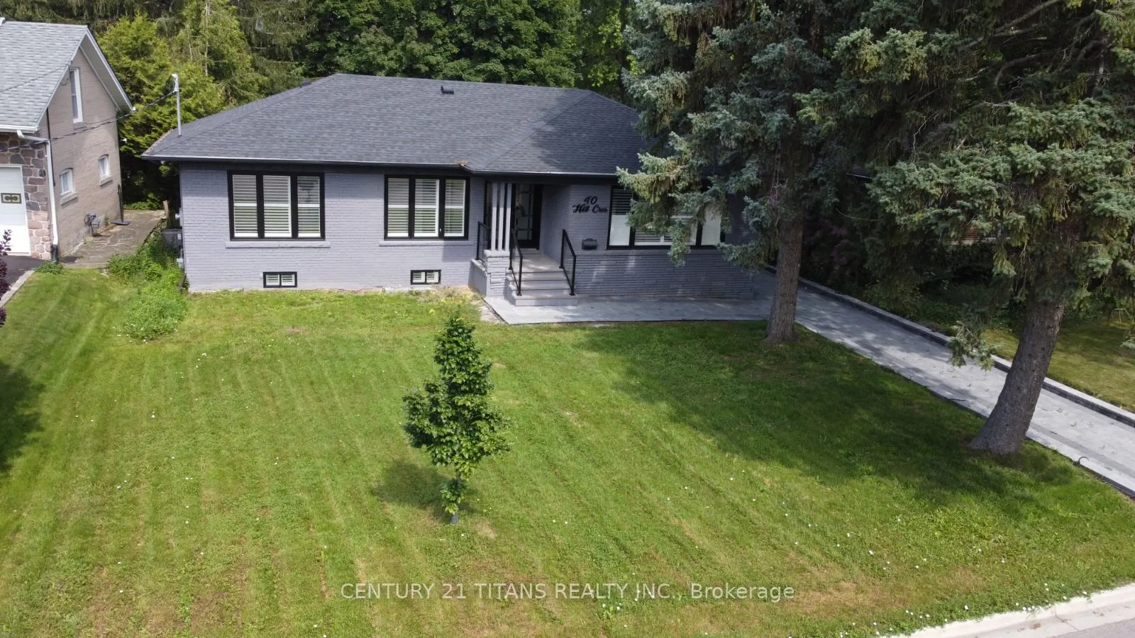 40 Hill Crescent