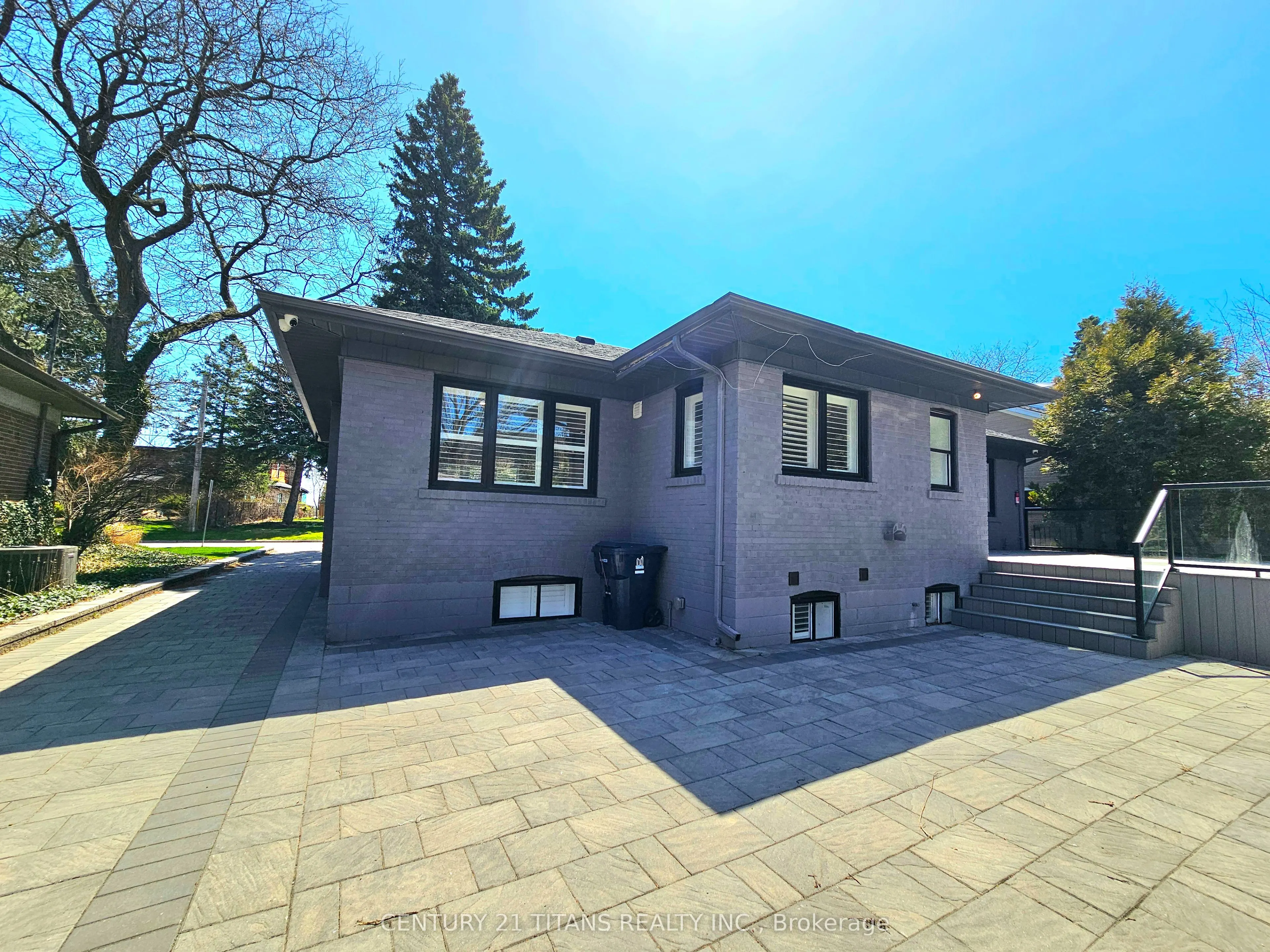 40 Hill Crescent