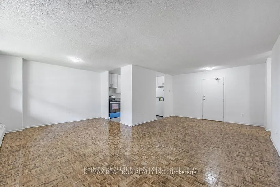 5 Glamorgan Avenue, #412
