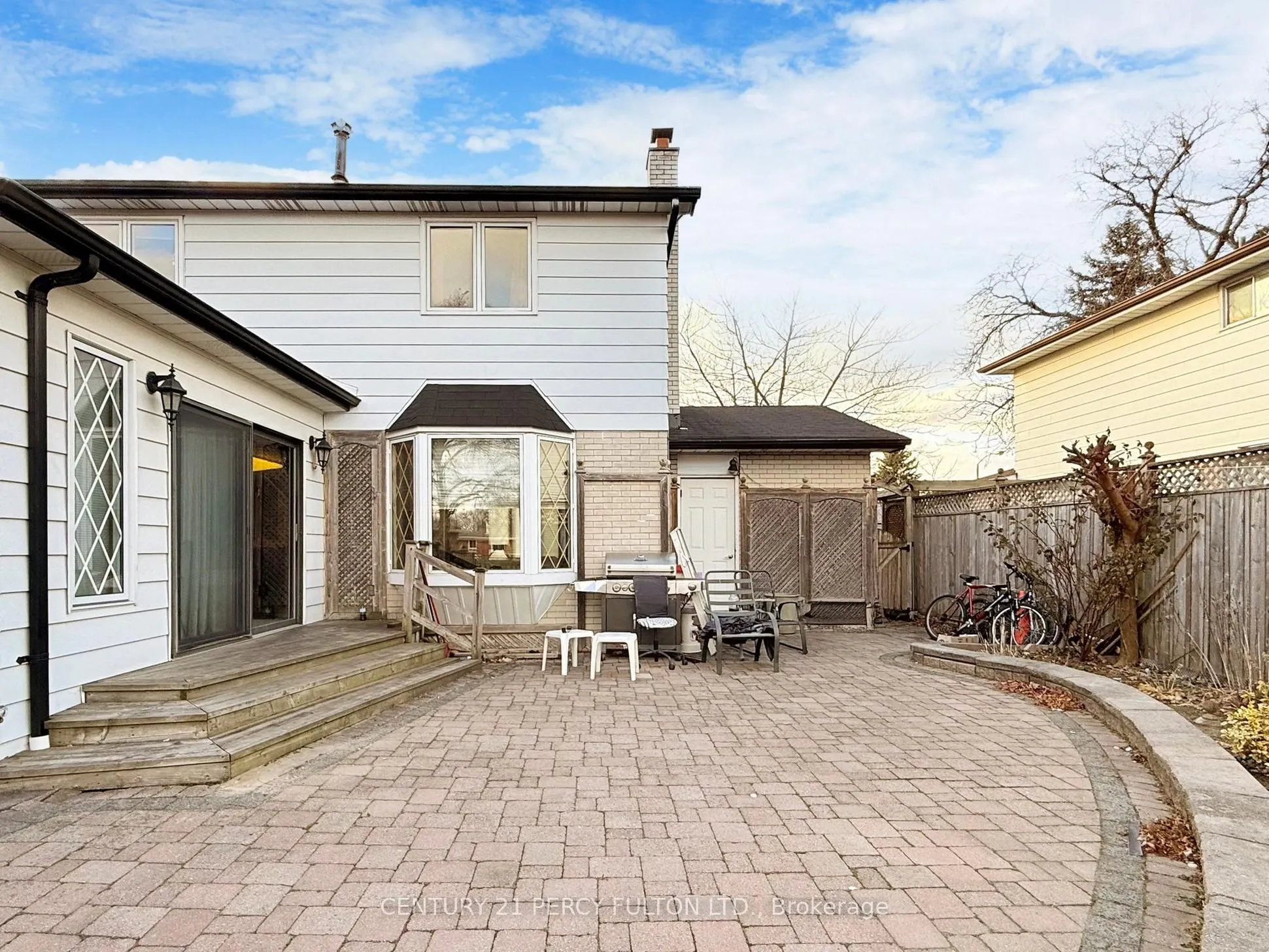 31 Erinlea Crescent