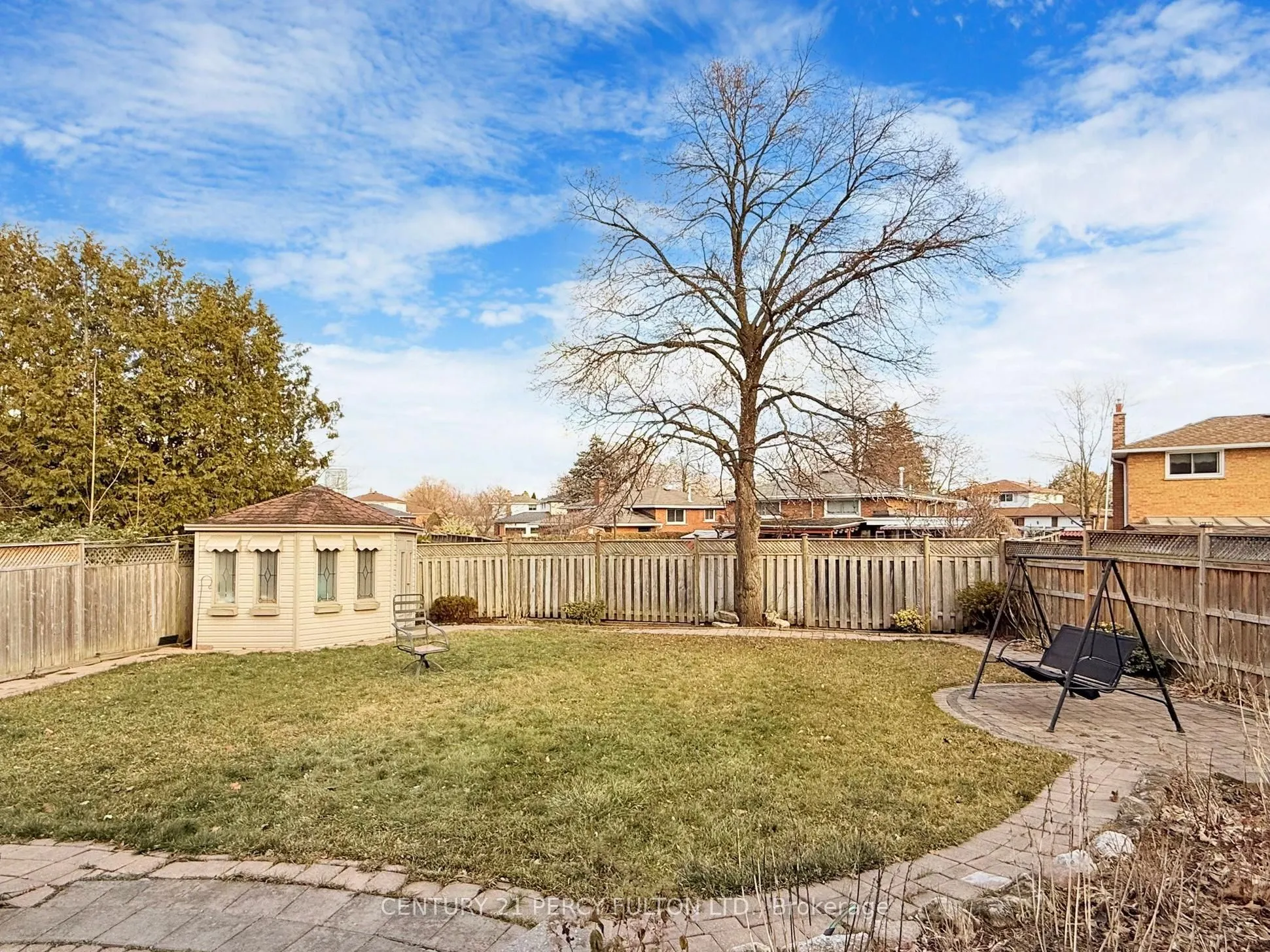 31 Erinlea Crescent