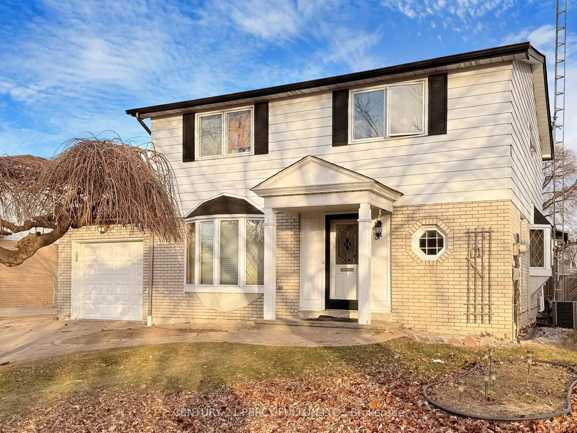 31 Erinlea Crescent