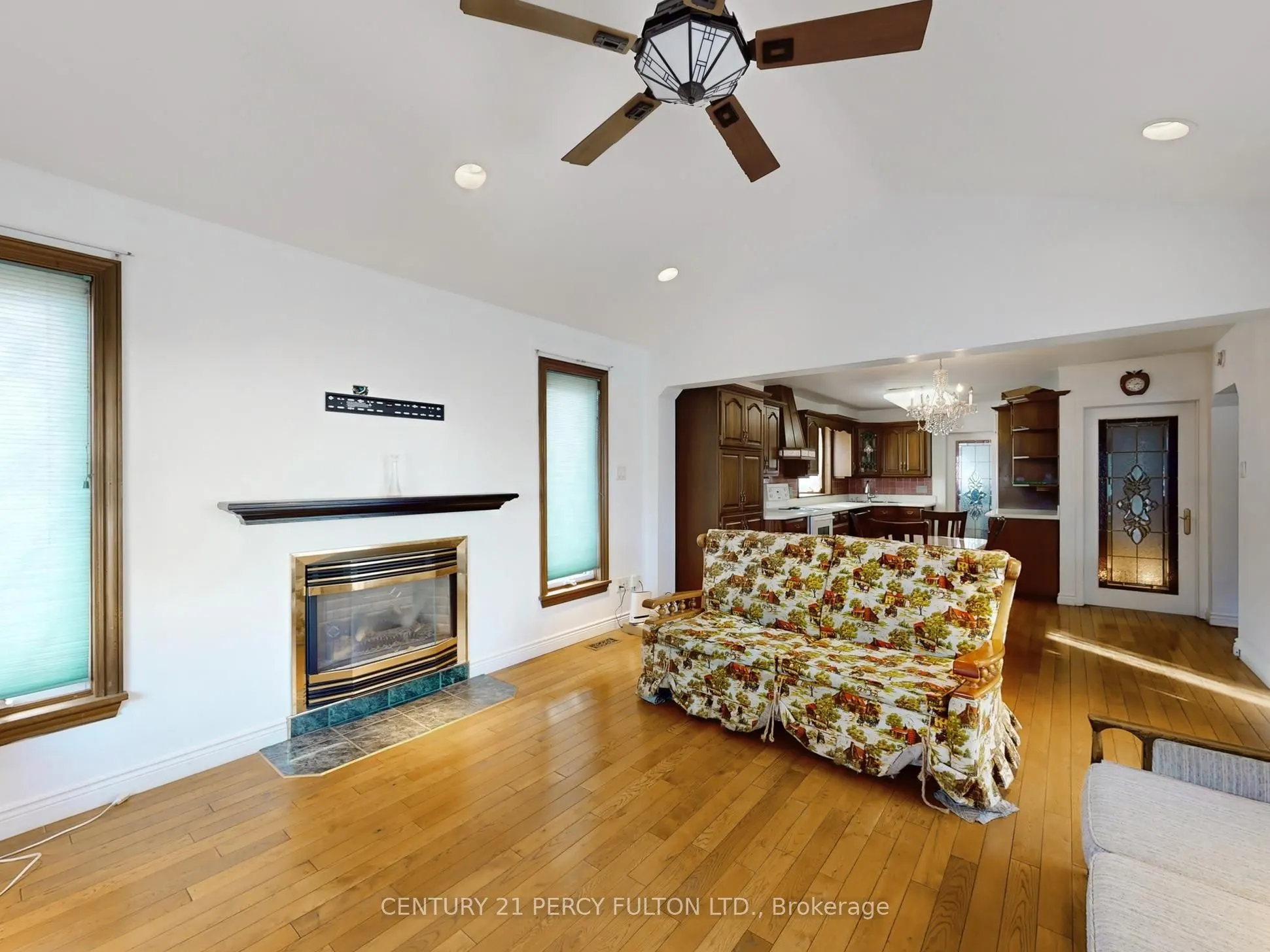 31 Erinlea Crescent