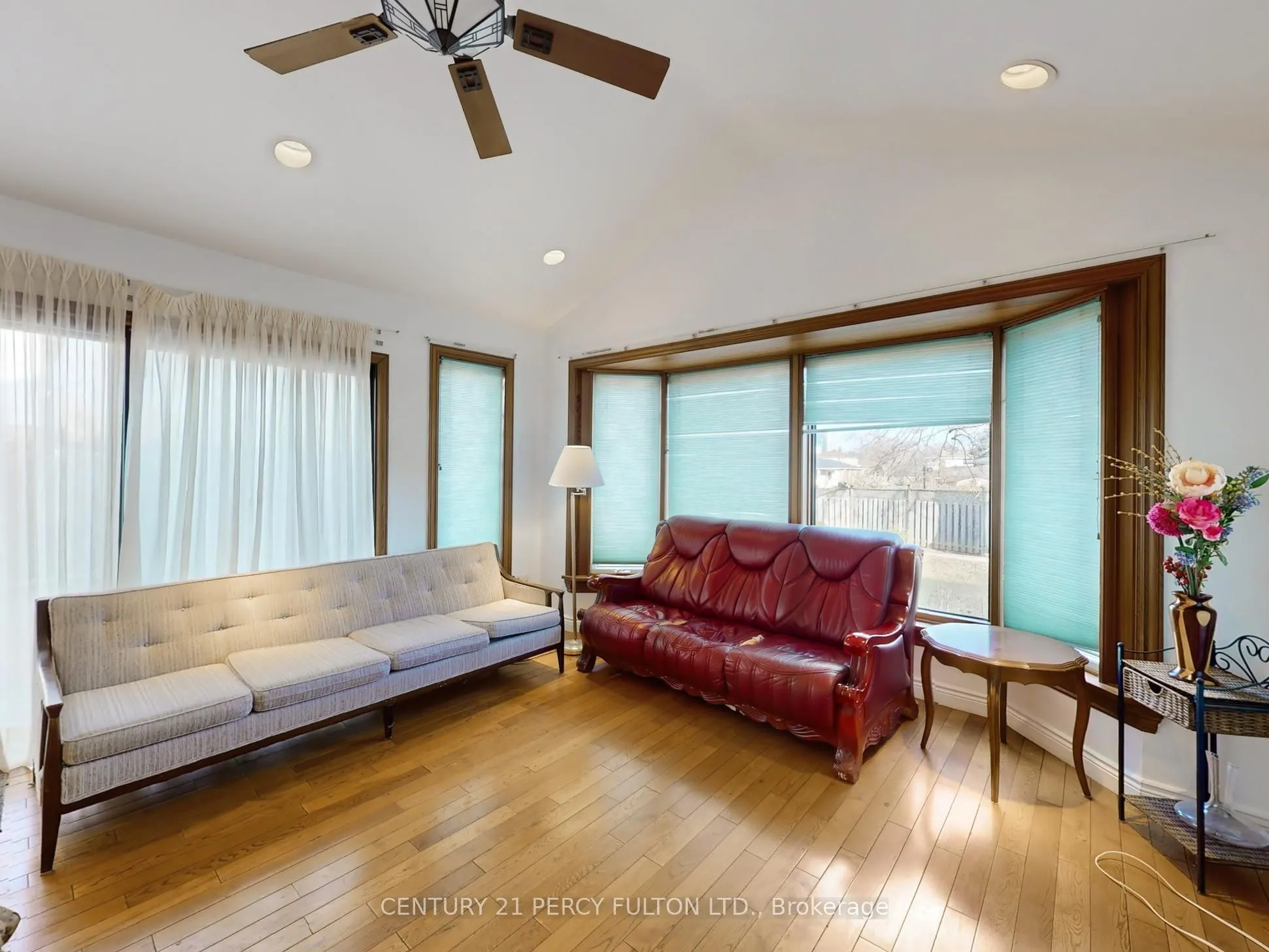 31 Erinlea Crescent