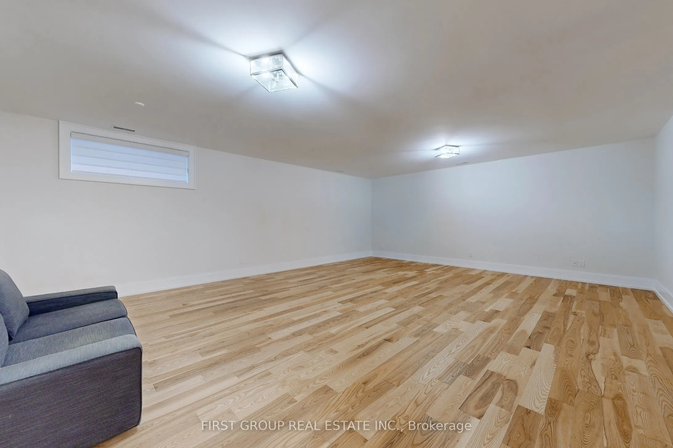 858 Strouds Lane