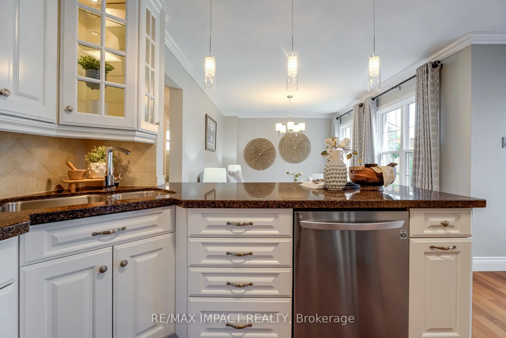 76 Foster Creek Drive