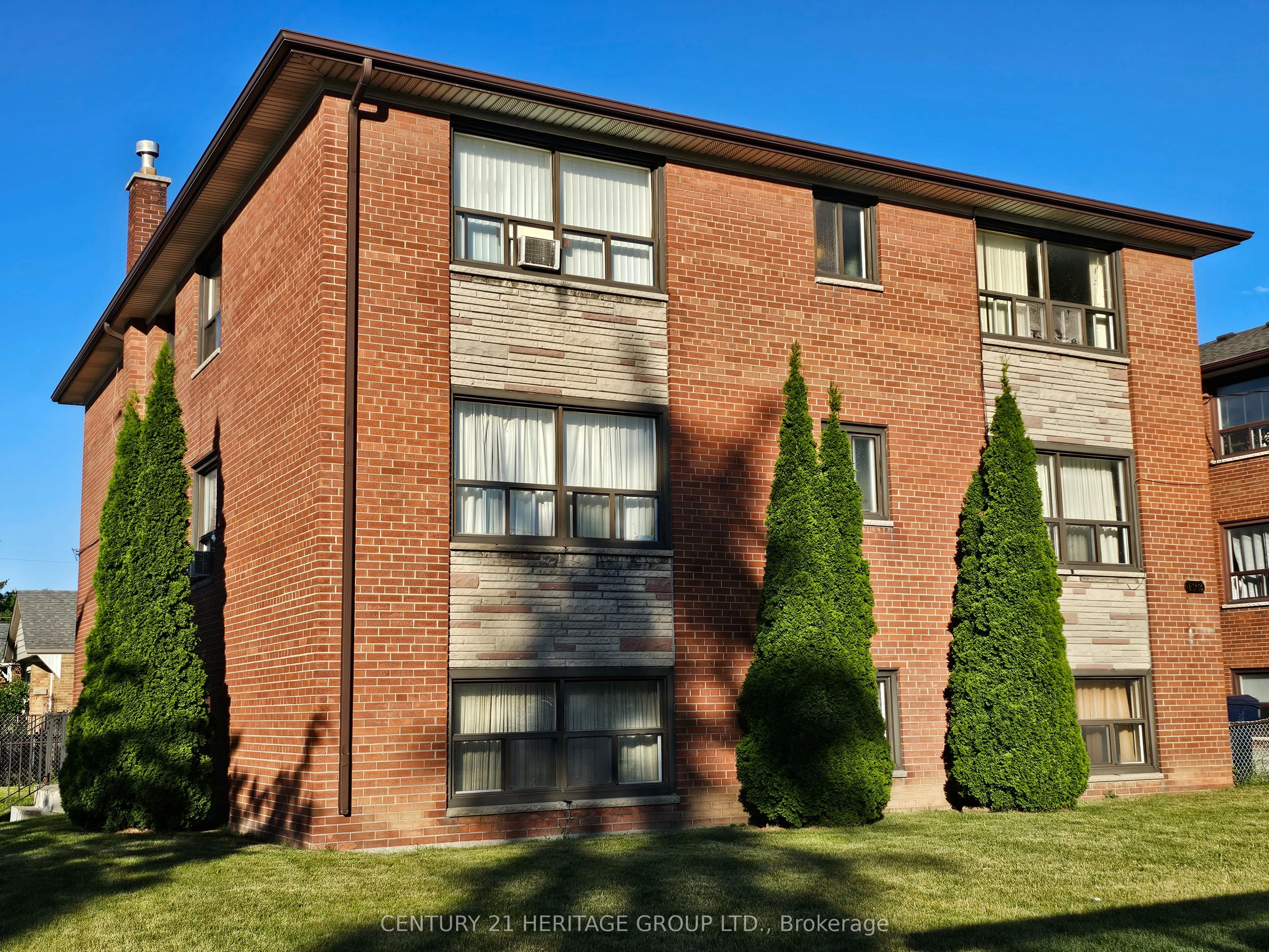423 Pharmacy Avenue, #3