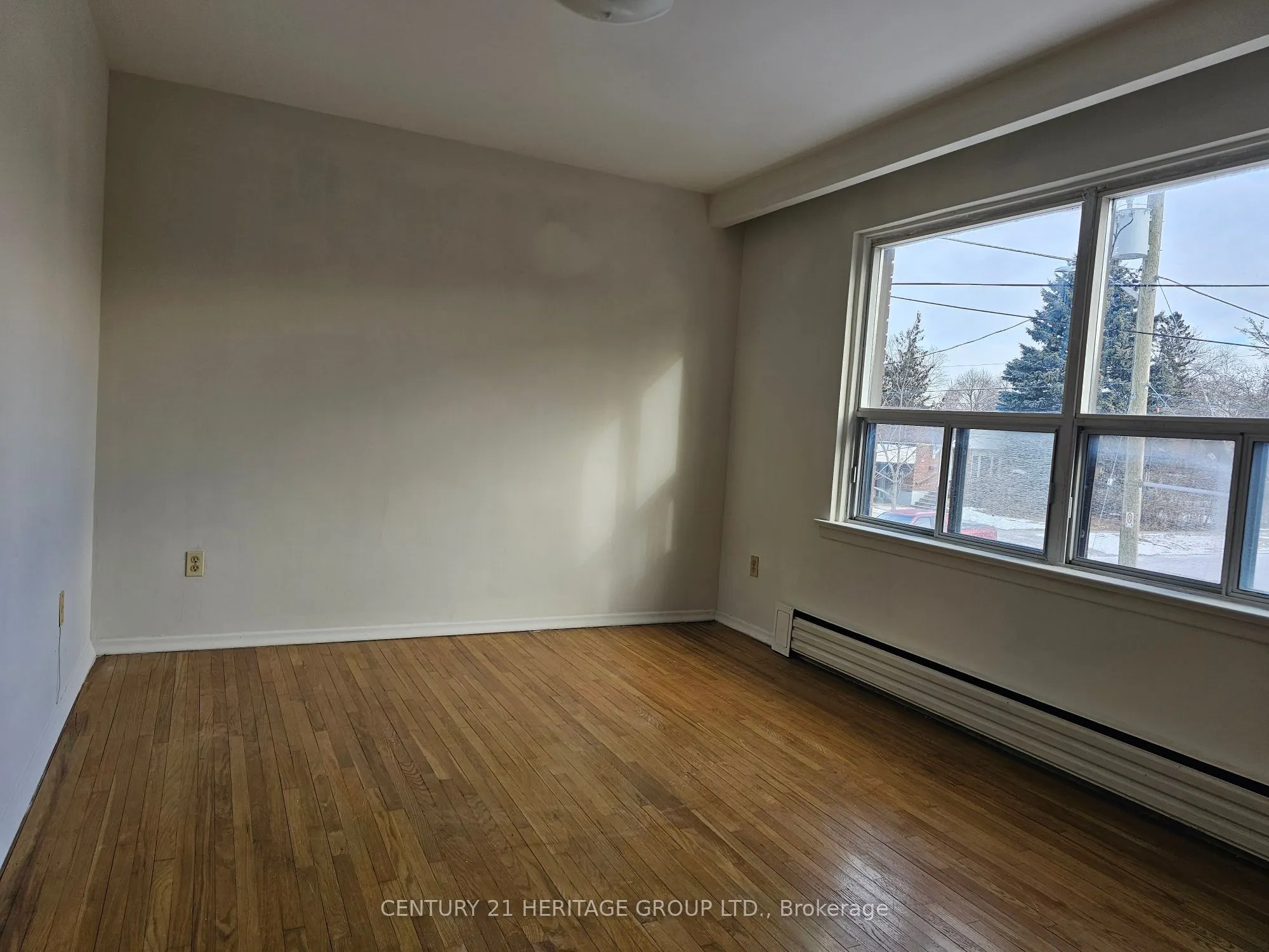 423 Pharmacy Avenue, #3