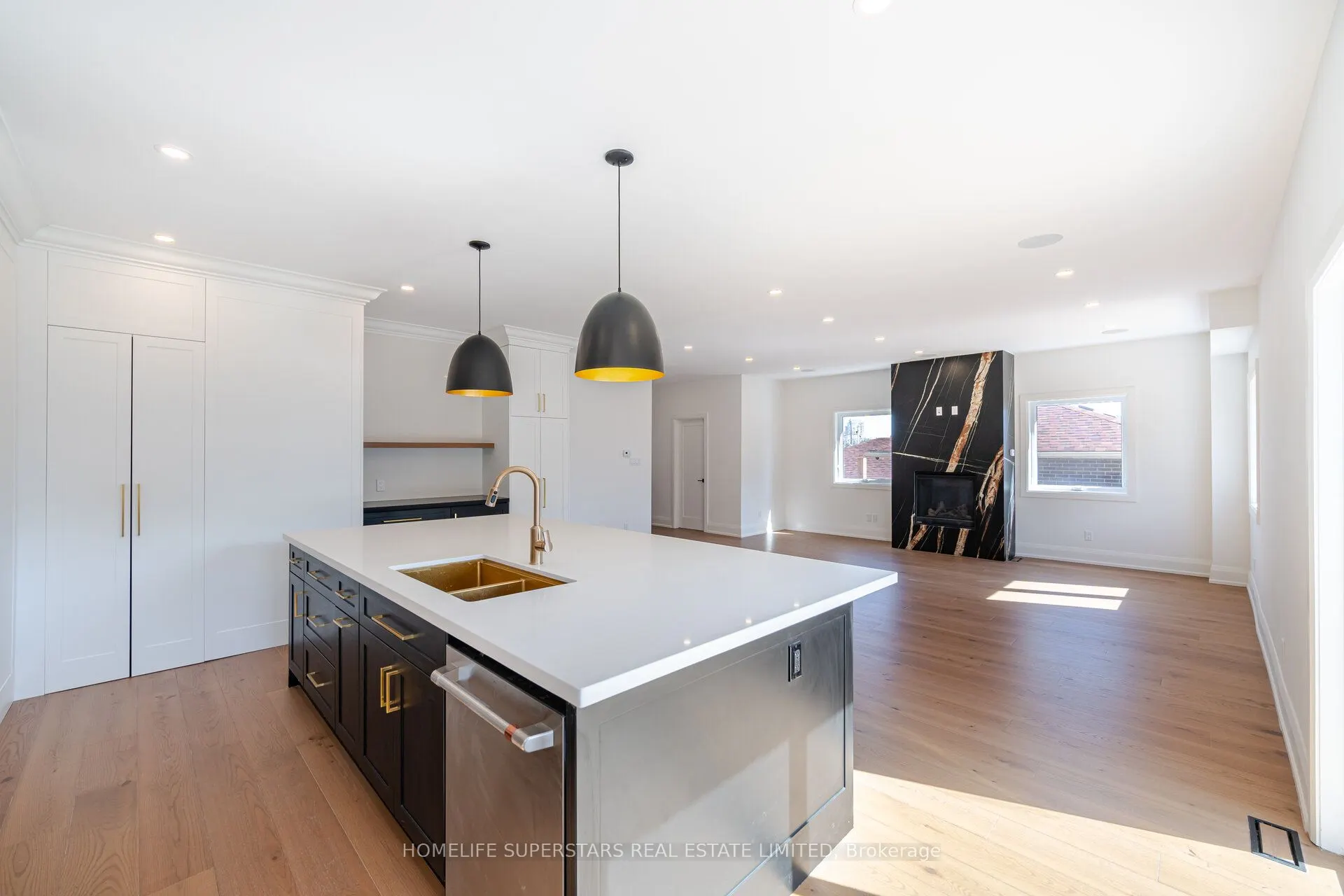 49 Greendowns Drive