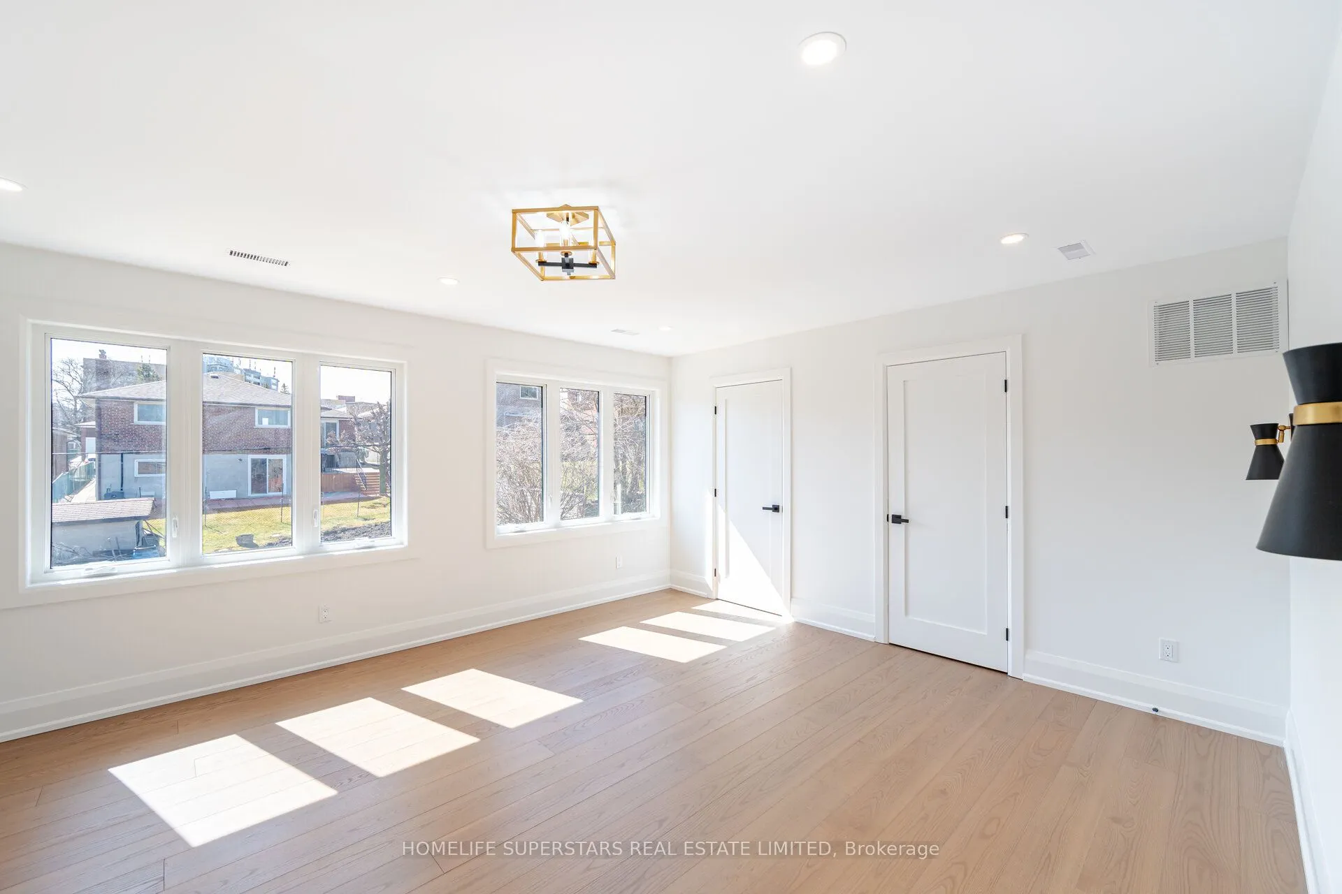 49 Greendowns Drive